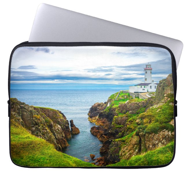 Capa Para Notebook Fanad Head Lighthouse Wall Art – Dramatic Ireland  (Frente)