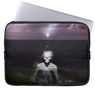 Capa Para Notebook Fantasma no Mar - Pintura a Petróleo