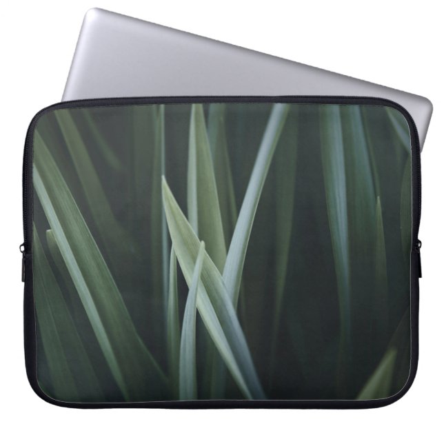 Capa Para Notebook Fechar foto das folhas lineares verdes (Frente)