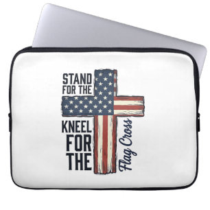 Capa Para Notebook Ficar pela Bandeira Ajoelhar pela Cruz Camisa Desi