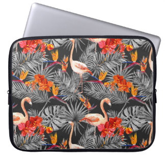 Capa Para Notebook Flamingo e flores, padrão monocromático.