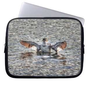 Capa Para Notebook Flapping Red-necked Grebe & Lake Wildlife Foto