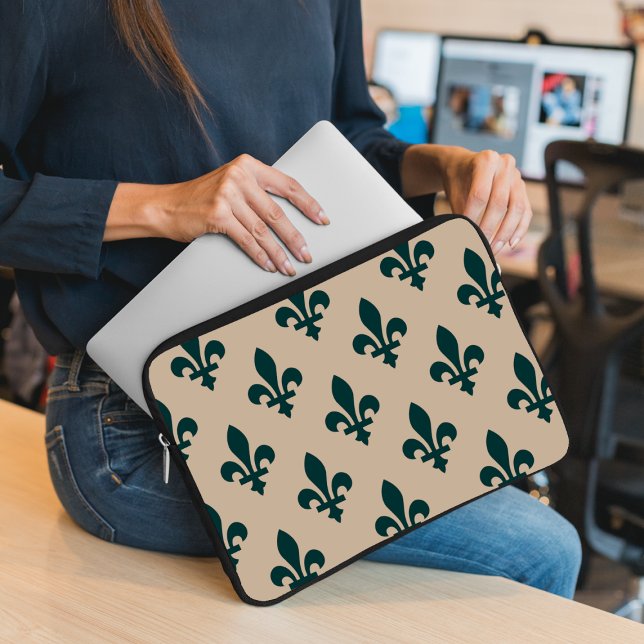 Capa Para Notebook Fleur de Lis Pattern, Real Verde Francês em Creme (Criador carregado)