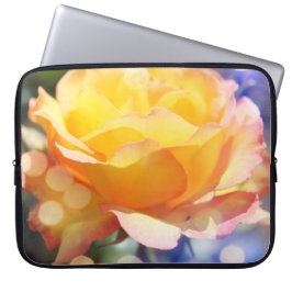 Capa Para Notebook Flor de rosa amarela esplêndida em borbulhamento d