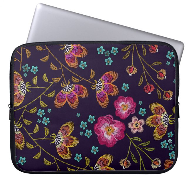 Capa Para Notebook Flores bordadas: padrão sem costura de moda (Frente)