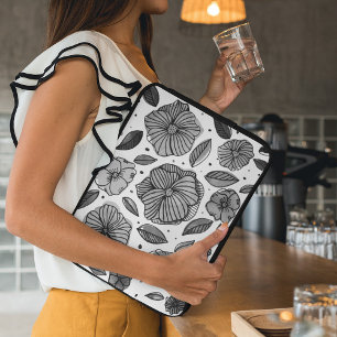 Capa Para Notebook Flores de aquarelas e de tinta - preto e branco