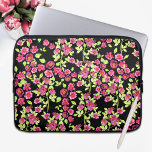 Capa Para Notebook Flores de Jardim Bonitos cor-de-rosa verdes em fun<br><div class="desc">Flores de Jardim Bonitas Verdes Rosa na bolsa de laptop de Fundo Preto.</div>
