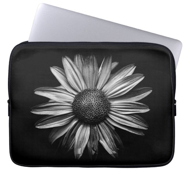 Capa Para Notebook Flores Pretas E Brancas 18 (Frente)