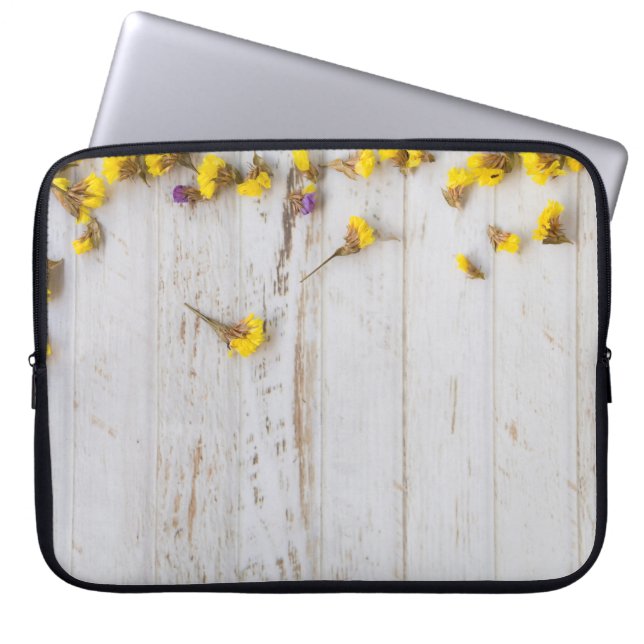 Capa Para Notebook Flores primavera amarelas, decor de prancha branca (Frente)