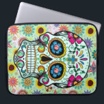 Capa Para Notebook Flores Retro Coloridas Caveira 2<br><div class="desc">Crânio de flores retrógradas e bonitas. Pastel verde com acentos cor-de-rosa verde e amarelo. Imagens de pernos de diamante em verde e rosa.</div>