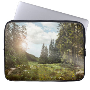 Capa Para Notebook Florestas Sun Peeking Thru