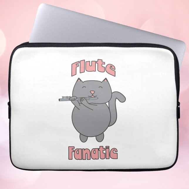 Capa Para Notebook Flute Fanatic Gray Cat Pink (A laptop sleeve with a cute flute playing gray cat and the words flute fanatic in pink.)