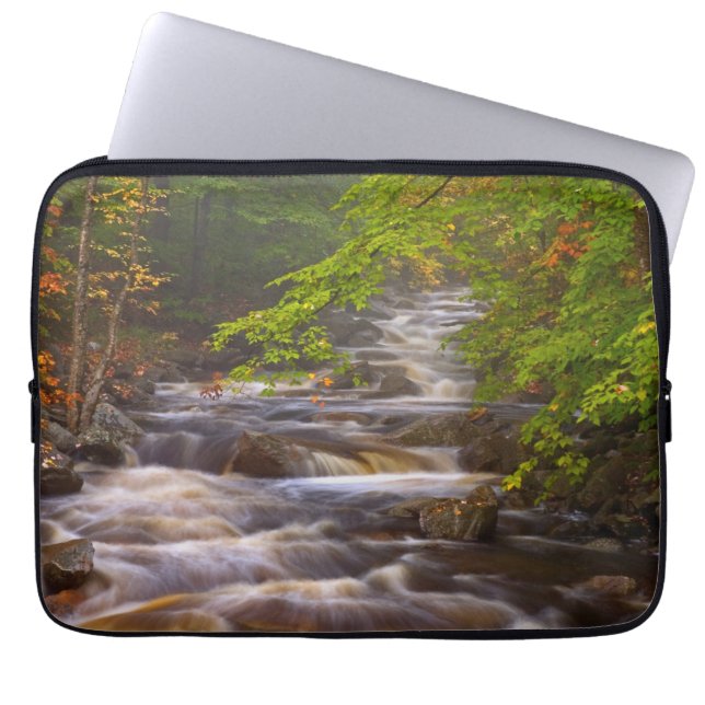 Capa Para Notebook Fluxos ao Longo da Trilha Appalachian (Frente)