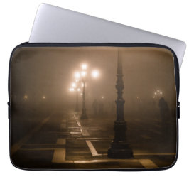 Capa Para Notebook Foggy Piazza San Marco, Veneza