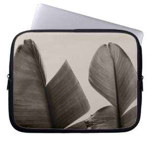 Capa Para Notebook Folhas de árvores de banana na Sepia