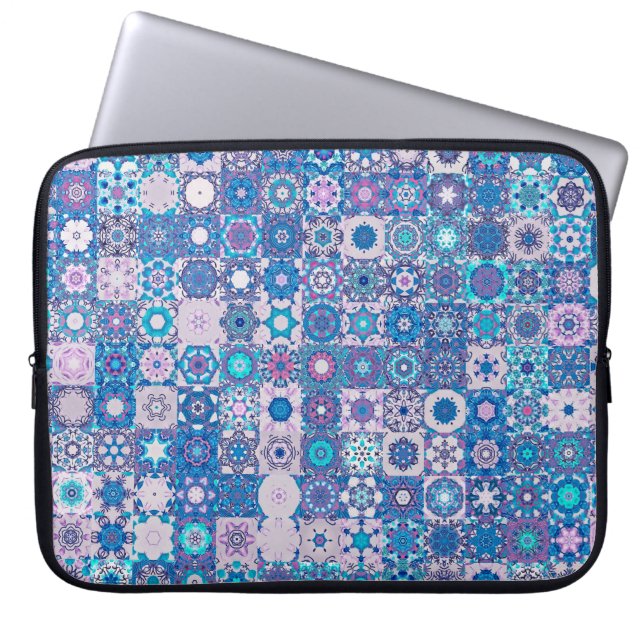 Capa Para Notebook formas geométricas abstrato e flores, sem costura  (Frente)