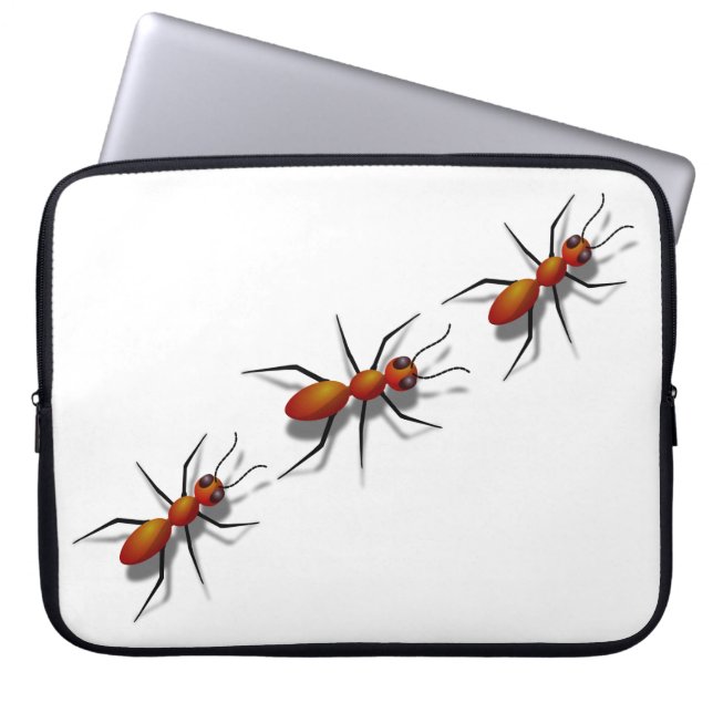 Capa Para Notebook Formigas vermelhas rastejando em seu (Frente)