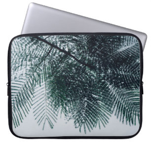 Capa Para Notebook Foto de ângulo baixo da árvore verde