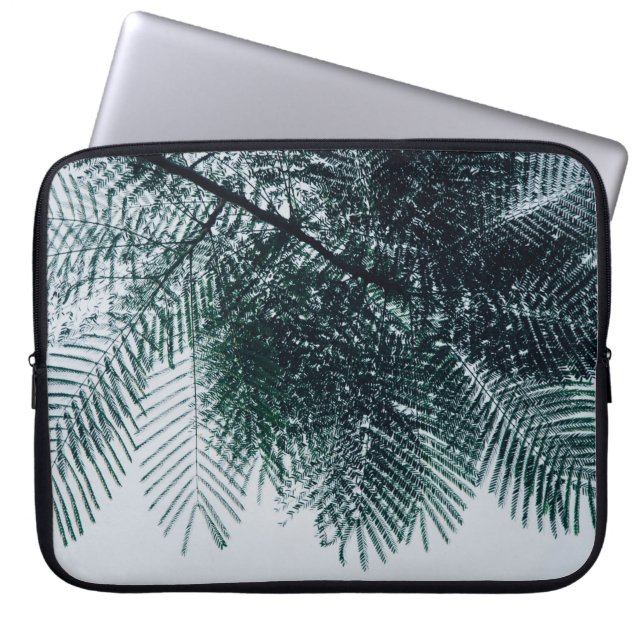 Capa Para Notebook Foto de ângulo baixo da árvore verde (Frente)
