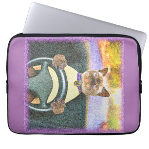 Capa Para Notebook Foto "Feline Driver". Compre agora