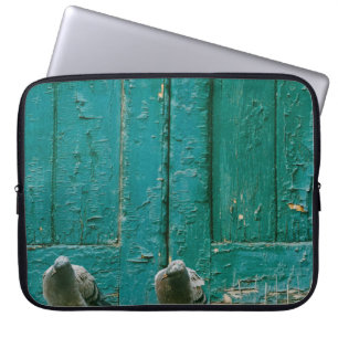 CAPA PARA NOTEBOOK FOTO PRÓXIMA DE DOIS PIGEÕES DE CINZA NA CONCRET