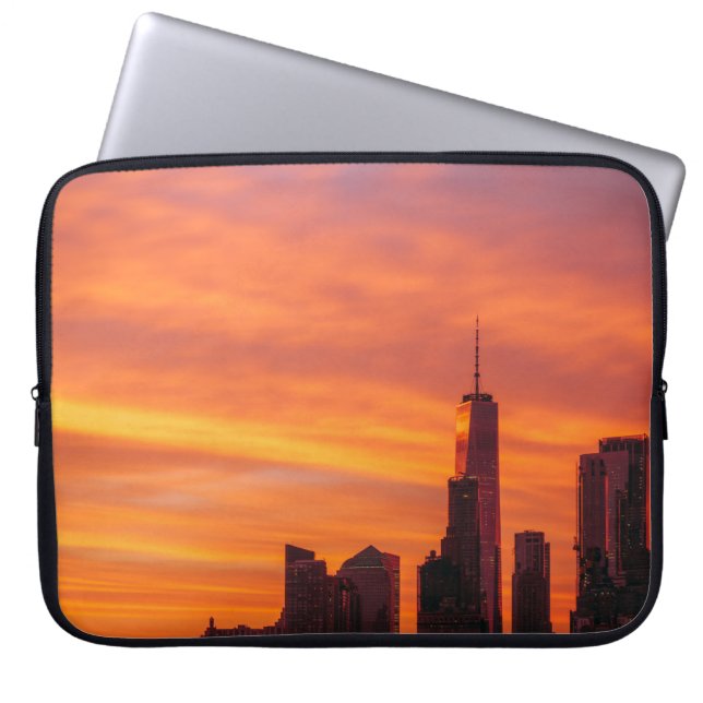 CAPA PARA NOTEBOOK FOTOGRAFIA PANORÂMICA DO SOL NA CIDADE (Frente)