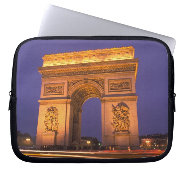 Capa Para Notebook França, Paris, Arco do Triunfo ao anoitecer. (Frente)