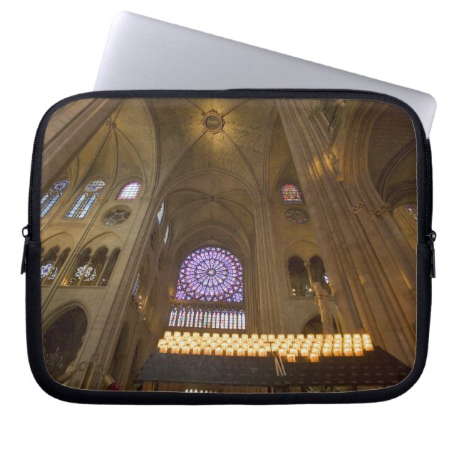 Capa Para Notebook França, Paris. Interior da Catedral de Notre Dame. (Frente)
