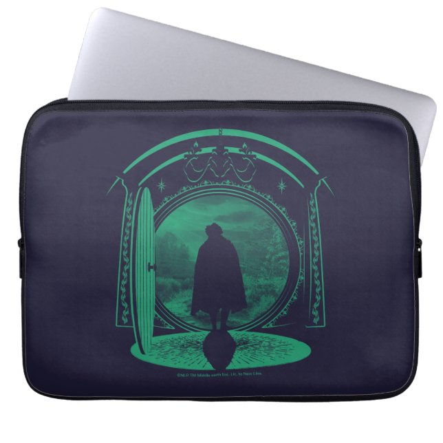 Capa Para Notebook FRODO™ Deixando a Silhueta de THE SHIRE™ (Frente)