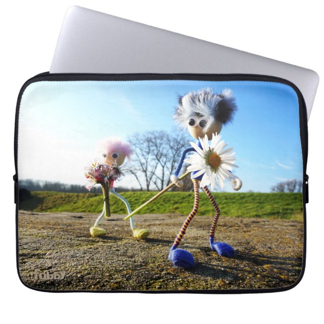 Capa Para Notebook Fubby's in natuur met madeliefjes. (Frente)