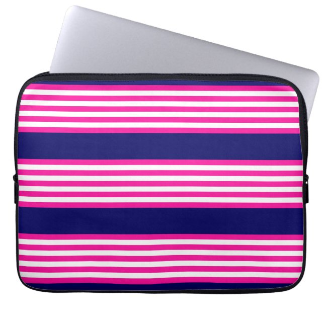 Capa Para Notebook Fuchsia e padrão de cinco faixas brancas com azul (Frente)