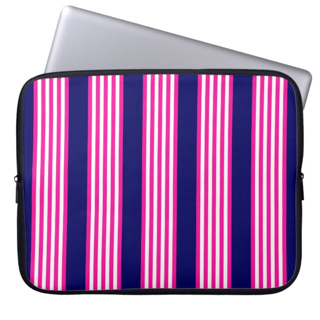 Capa Para Notebook Fuchsia e padrão de cinco faixas brancas com azul (Frente)