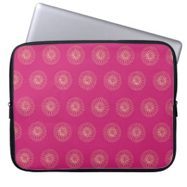 Capa Para Notebook Fuchsia | Golden Zinnia Flower Medallions