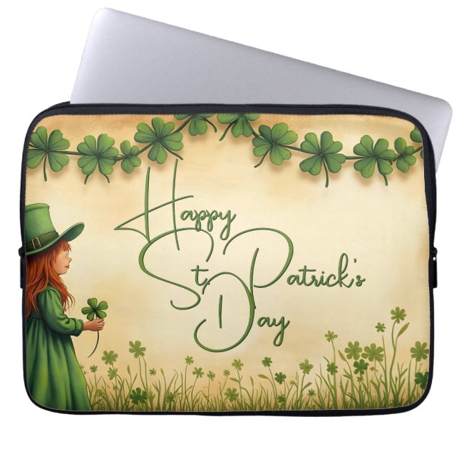 Capa Para Notebook Garota do Dia de São Patrício com Trevos (Frente)