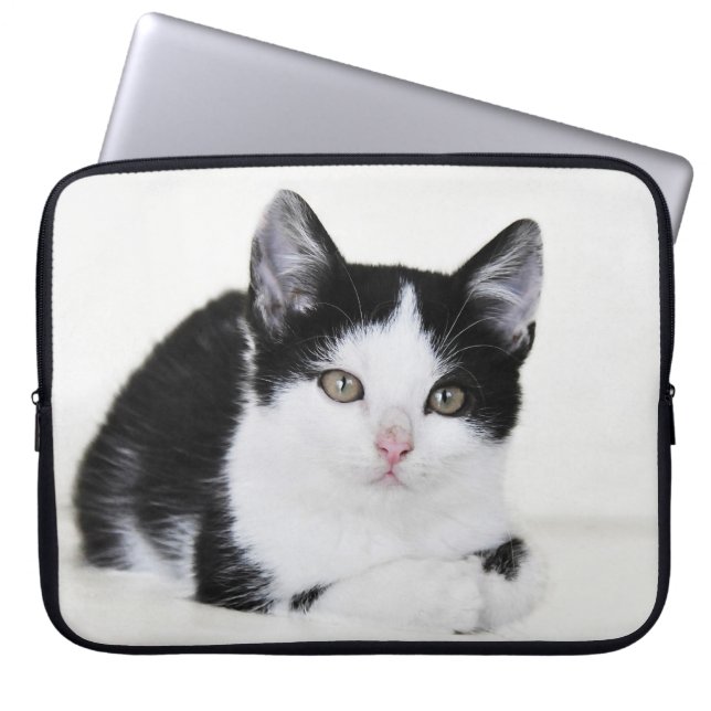 Capa Para Notebook Gatinho Preto e Branco (Frente)