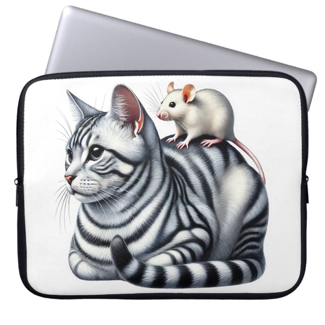 CAPA PARA NOTEBOOK GATO TABBY PRATEADO COM PEQUENO RATO BRANCO (Frente)