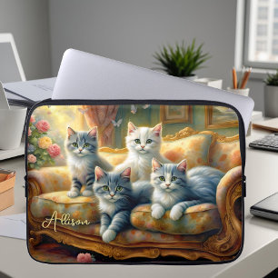Capa Para Notebook Gatos no sofá - cena fofa no visual da safra