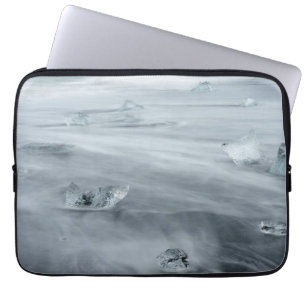 Capa Para Notebook Gelo e água em uma praia, Islândia