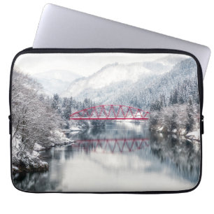 Capa Para Notebook Gelo e neve Ponte vermelha no inverno, Japão