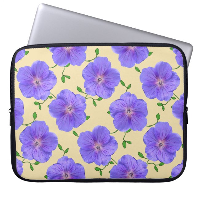 Capa Para Notebook Gerânio azul floral em alguma cor (Frente)