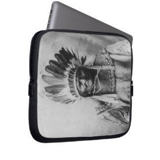Capa Para Notebook 'Geronimo com mantilhas