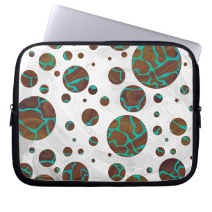 Capa Para Notebook Girafa Marrom e Estampa Azul-esverdeada