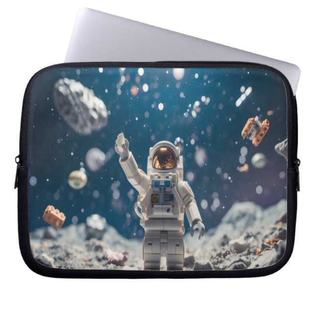 Capa Para Notebook Give Them a Space Man on Their Own Electronics Bag (Frente)