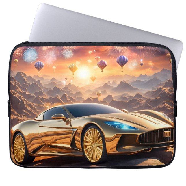 Capa Para Notebook golden luxury car in a desert landscape (Frente)