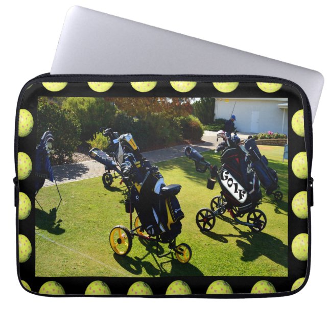 Capa Para Notebook Golf Buggies Prontos Para Golfe, (Frente)
