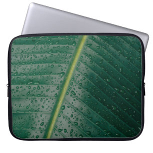 Capa Para Notebook Gotas de água na folha de bananeira