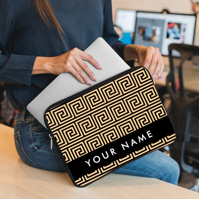 Capa Para Notebook Grego Meander Key Brown, Seu Nome Personalizar (Criador carregado)