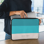 Capa Para Notebook Greve Horizontal da Praia Azul de Verão<br><div class="desc">A praia azul de verão vibe a bolsa de laptop de faixa horizontal perfeita para amantes da paleta de cores frescas e oceânicas. Dê à sua bolsa de laptop um toque de praia.</div>