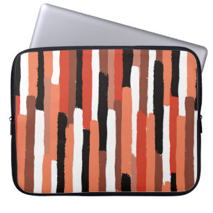 Capa Para Notebook Grunge brushstrokes apresenta um padrão geométri