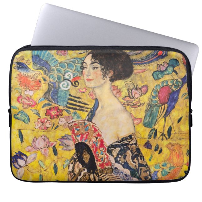 Capa Para Notebook Gustav Klimt - Senhora com ventilador (Frente)